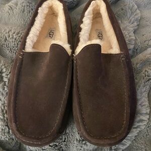 UGG Men's Ascot Brown Slippers Size 10